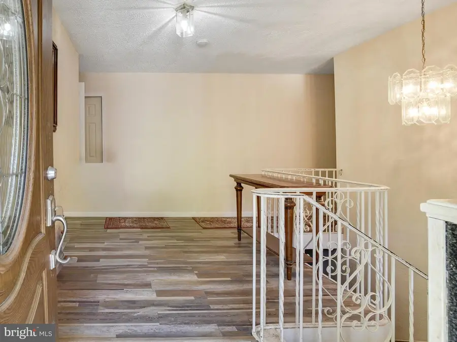16500 Bealle Hill Rd, Waldorf, MD 20601 - #2