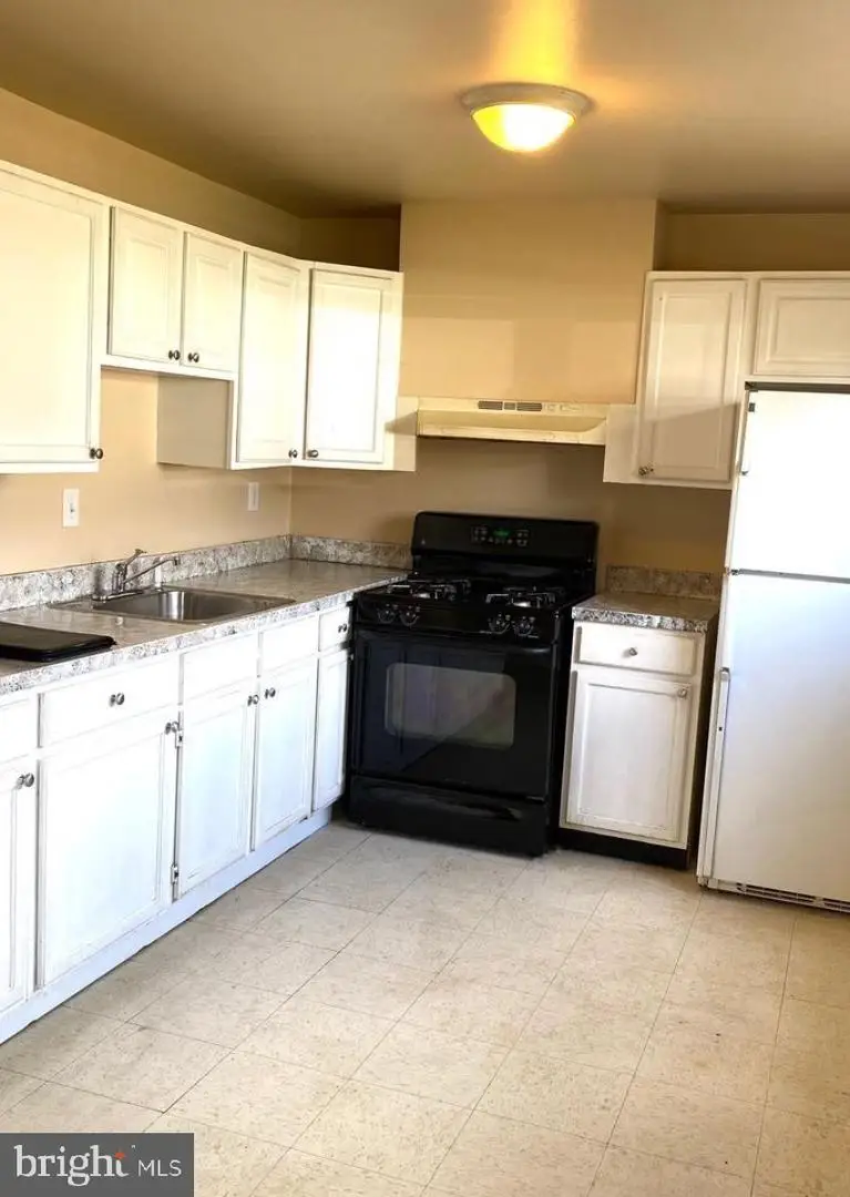 822 Booker Pl, Capitol Heights, MD 20743 - #3