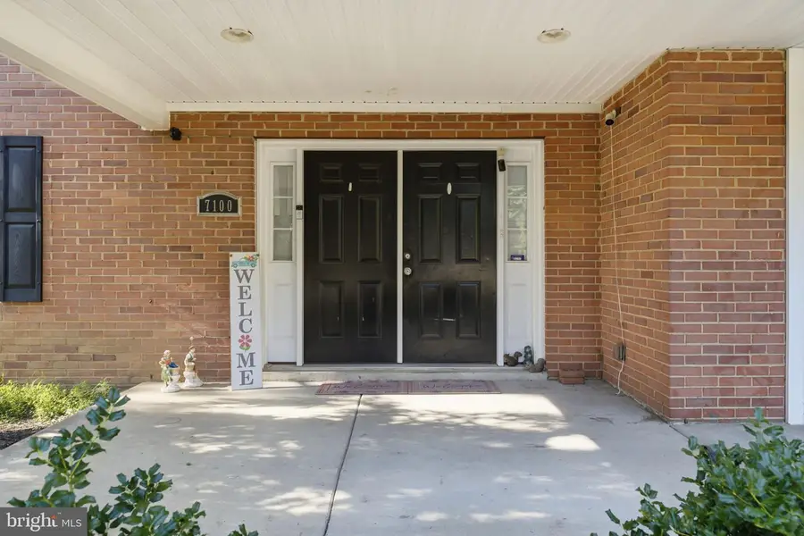 7100 Beltz Dr, District Heights, MD 20747 - #2