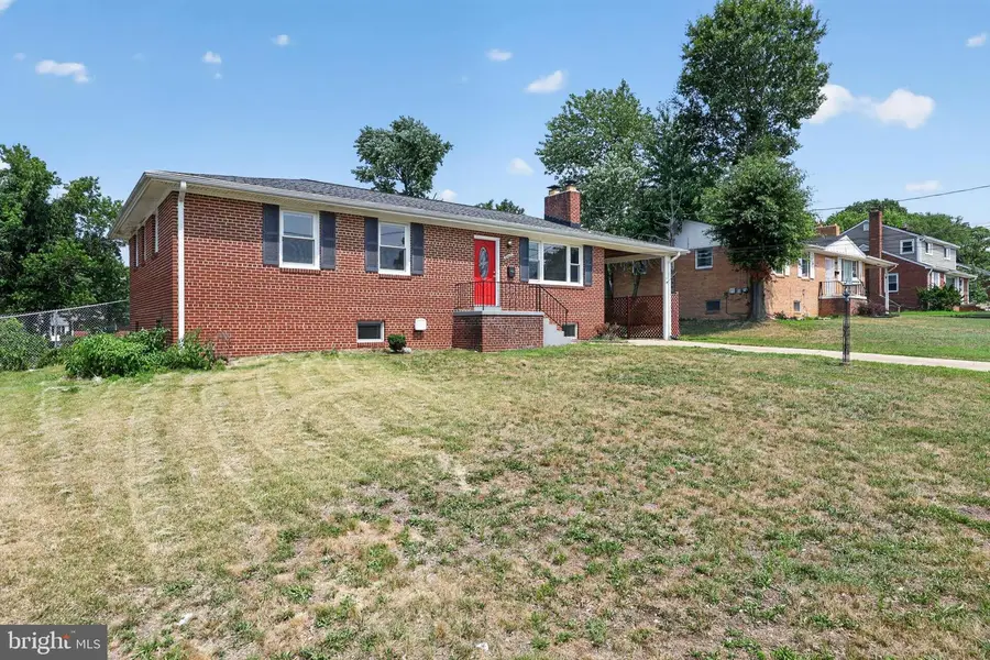 4402 Ridgecrest Dr, Suitland, MD 20746 - #2