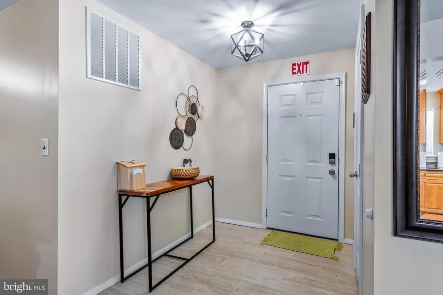 208 Prenton St, Upper Marlboro, MD 20774 - #3