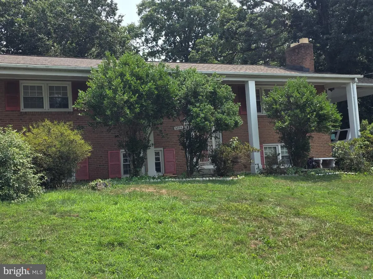 5026 Leland Dr, Oxon Hill, MD 20745 - #1