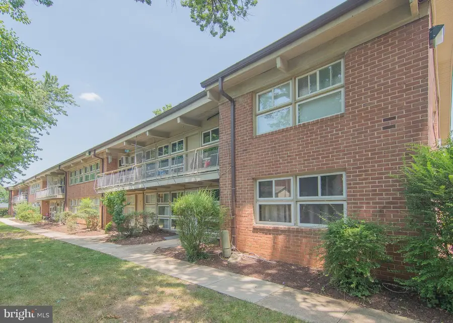 7402 18th Ave #12, Hyattsville, MD 20783 - #2