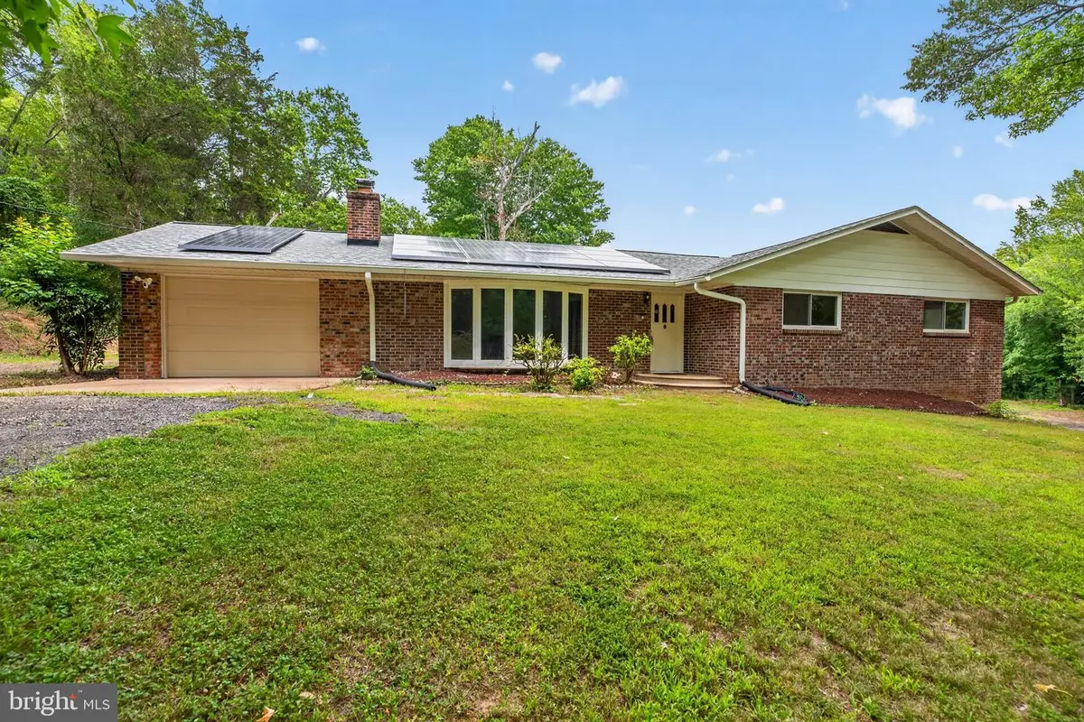 17508 Clinton Dr, Accokeek, MD 20607 - #1