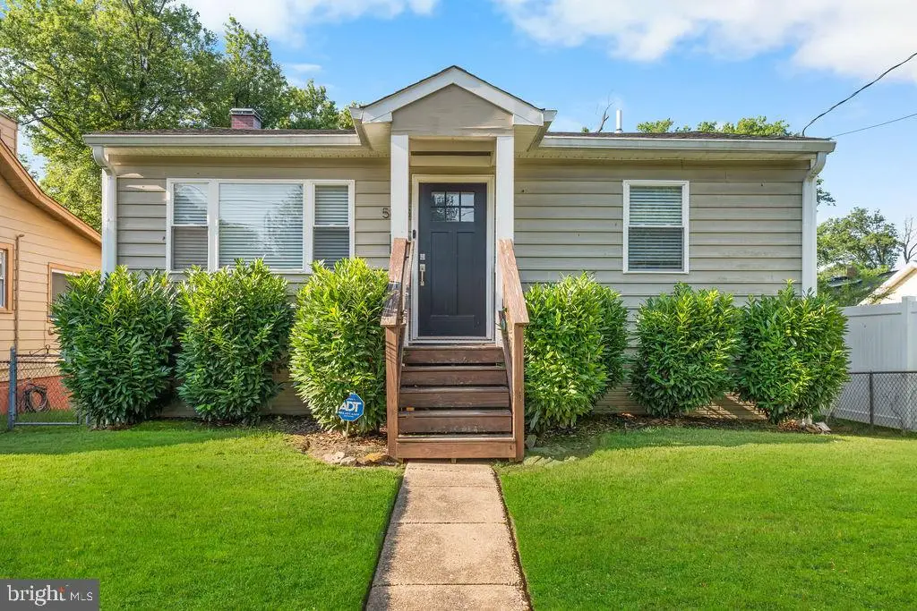 5803 Ravenswood Rd, Riverdale, MD 20737 - #1