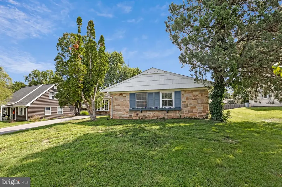 2405 Kelsey Ln, Bowie, MD 20715 - #2