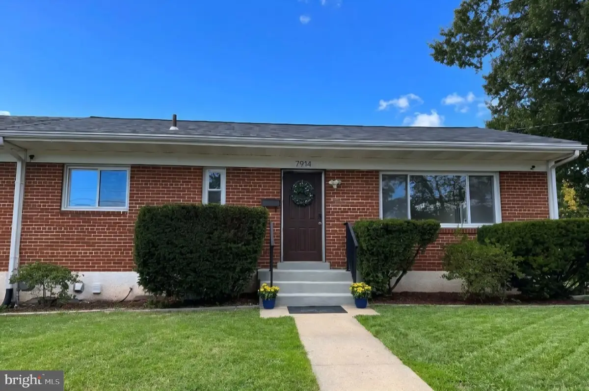 7914 W Park Dr, Hyattsville, MD 20783 - #1