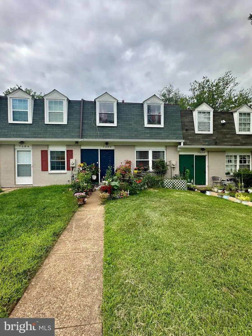 7306 Barlowe Rd #s-212, Hyattsville, MD 20785 - #2