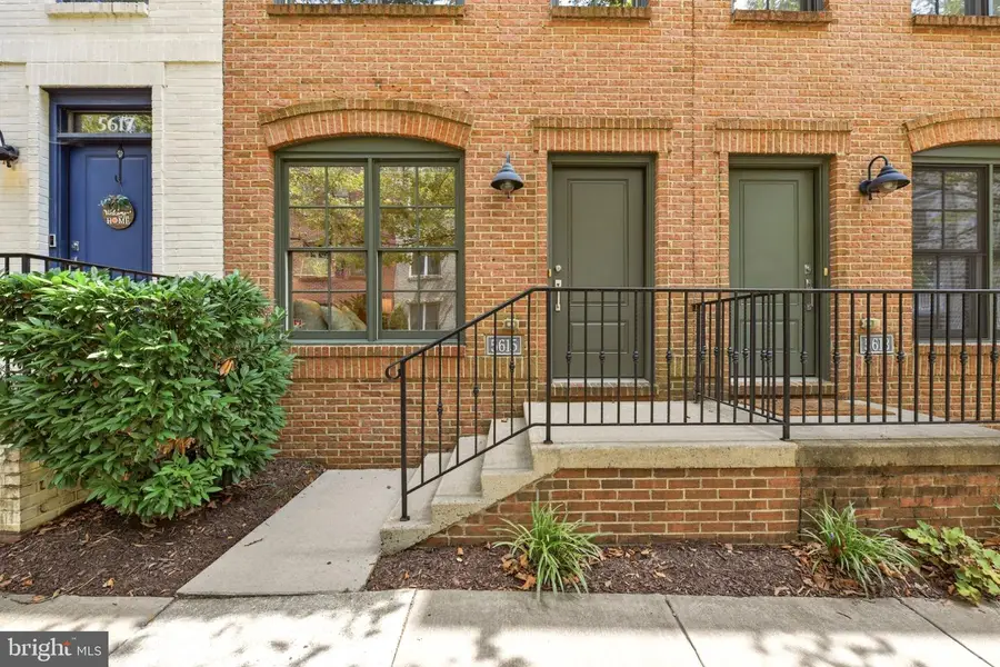 5615 44th Ave, Hyattsville, MD 20781 - #2