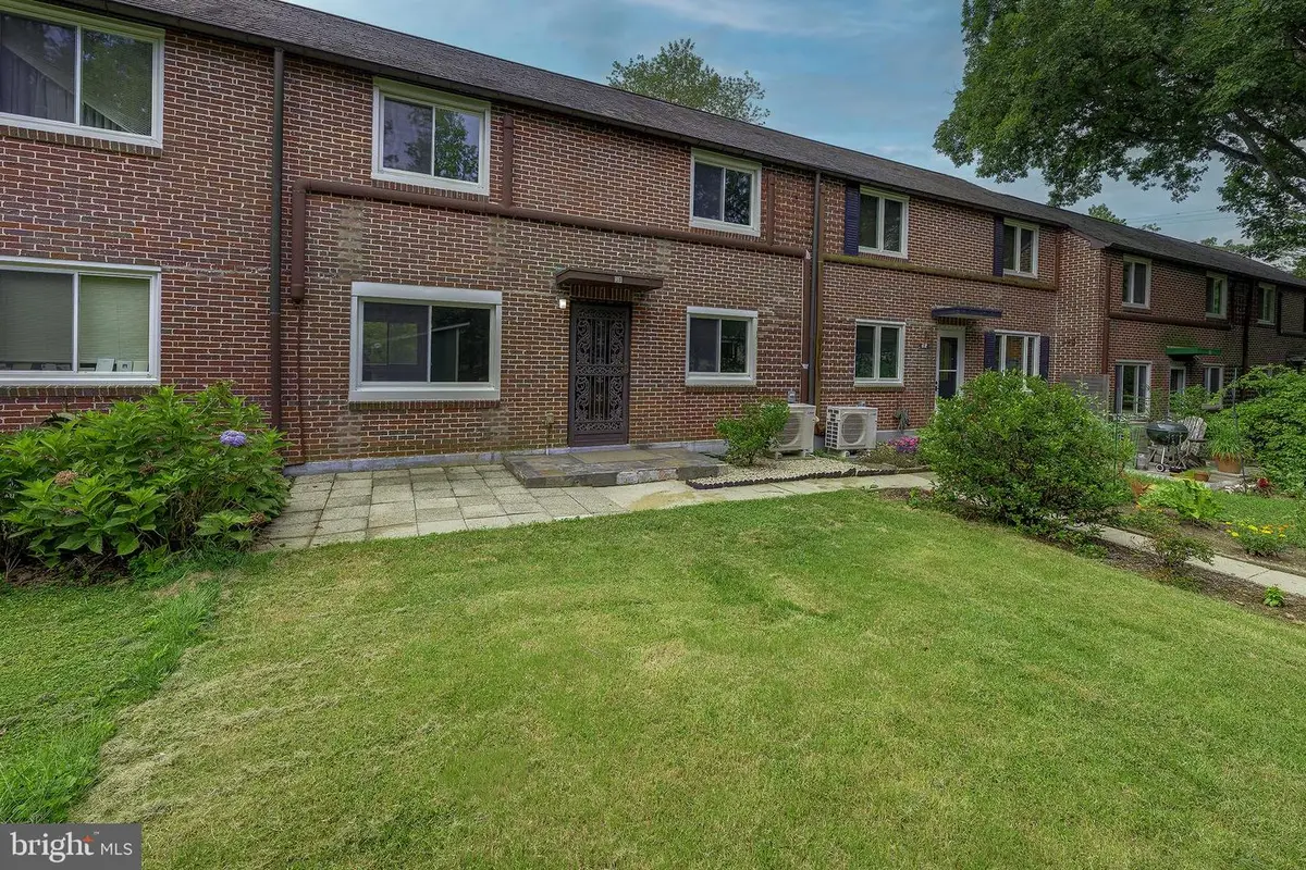 6-s Hillside Rd, Greenbelt, MD 20770 - #1