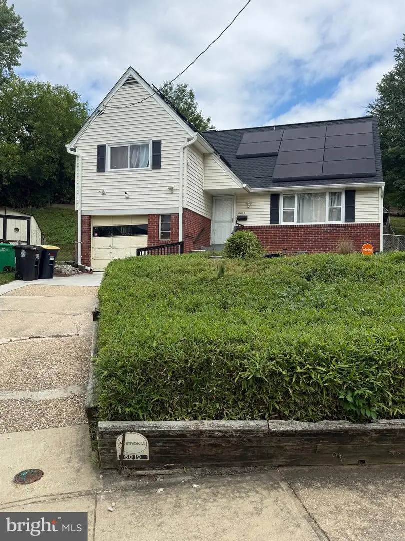6019 Mustang Ct, Riverdale, MD 20737 - #2