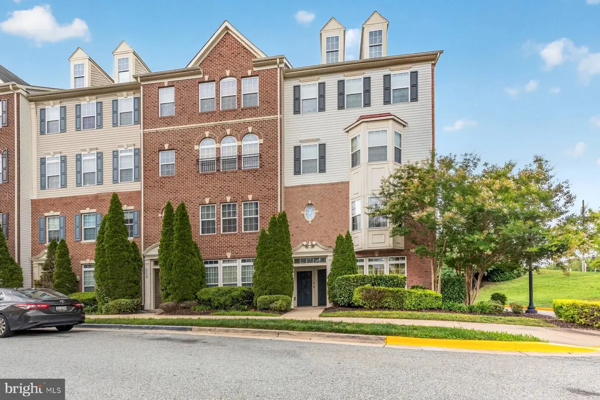 5774 Virginia Ln #64, Oxon Hill, MD 20745 - #1