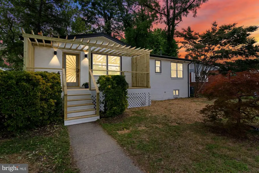 4620 Lacy Ave, Suitland, MD 20746 - #2