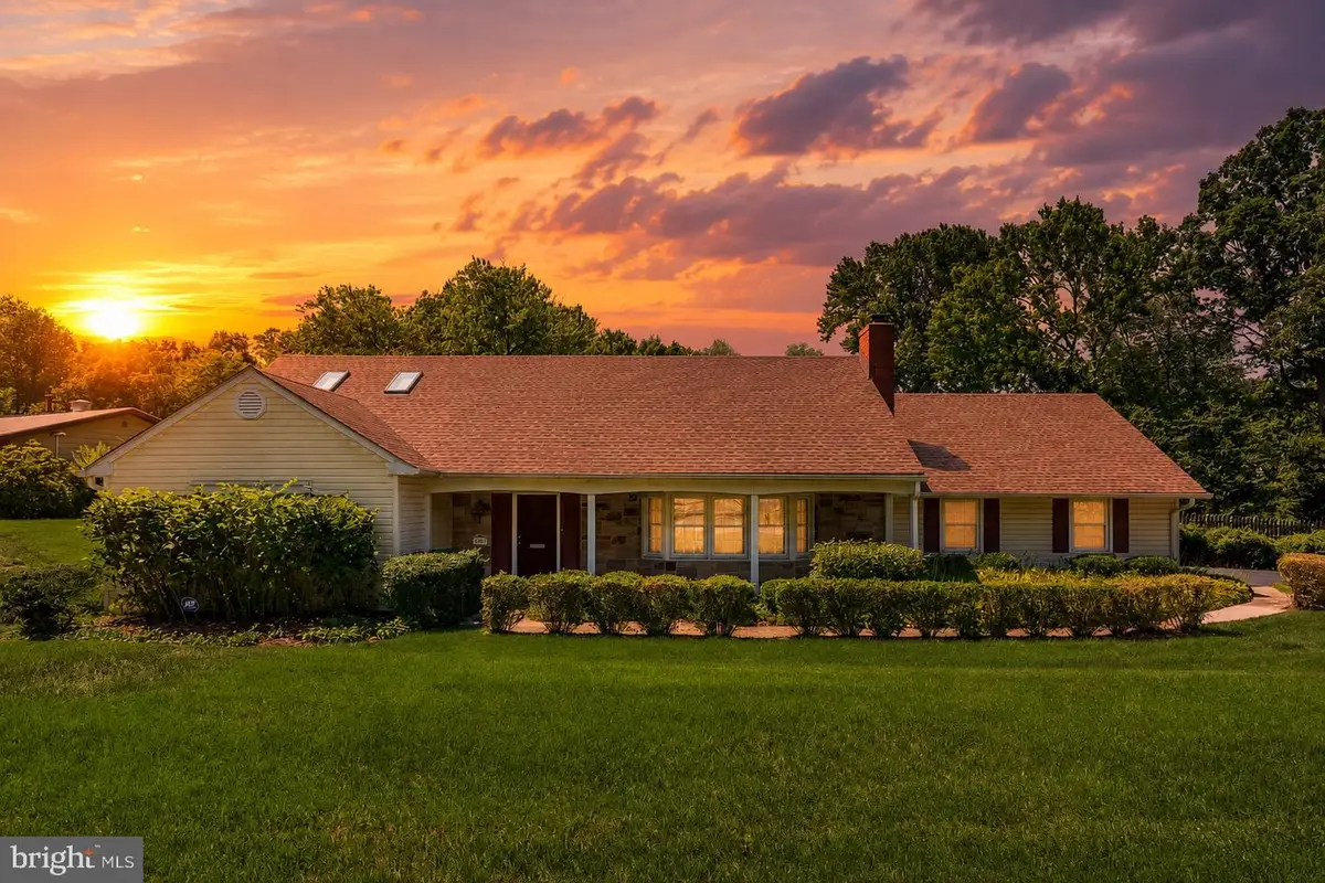 8701 Oxwell Ln, Laurel, MD 20708 - #1
