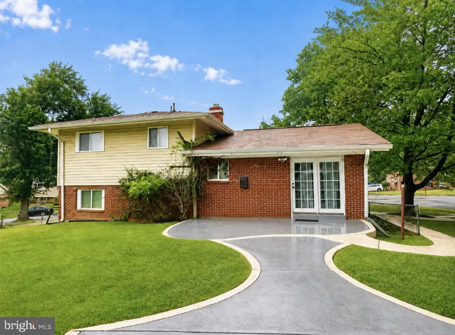 7409 Kipling Pkwy, District Heights, MD 20747 - #3