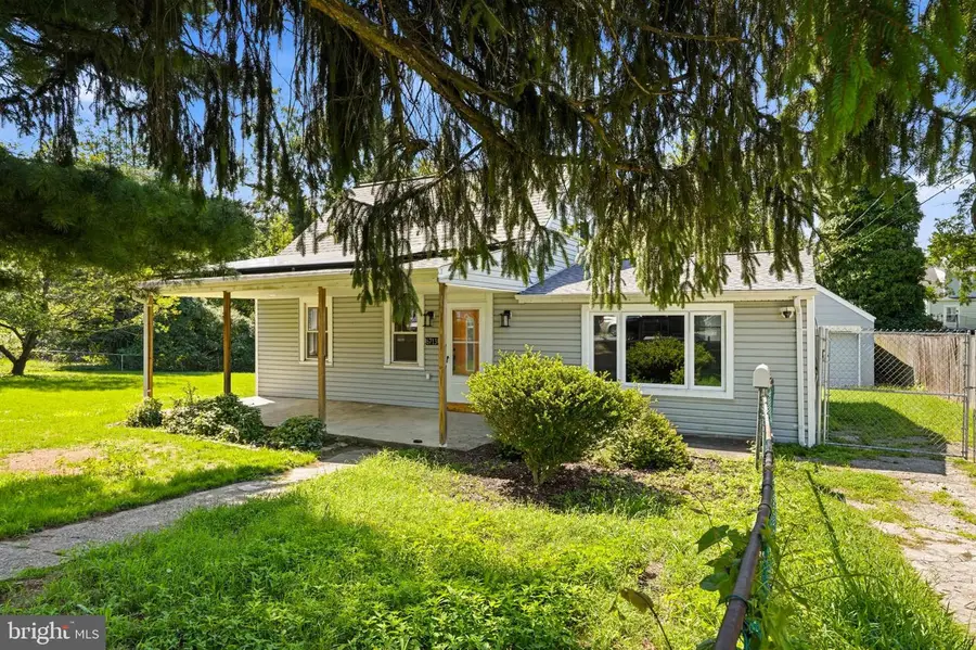 6713 Boxwood Dr, Morningside, MD 20746 - #2