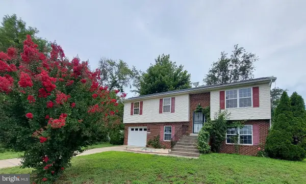 8904 Ballard Ln, CLINTON, MD 20735