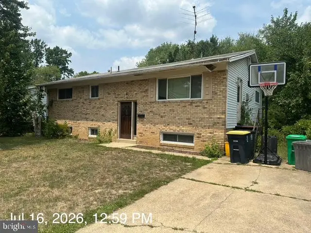 6002 Ladd Rd, Suitland, MD 20746 - #1