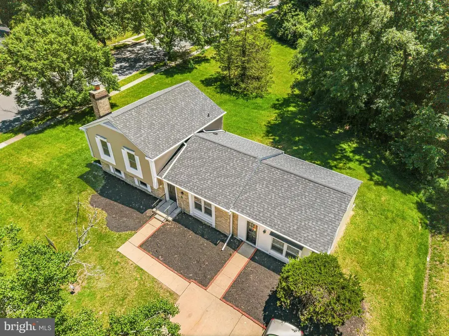 10107 Snowden Rd, Laurel, MD 20708 - #3