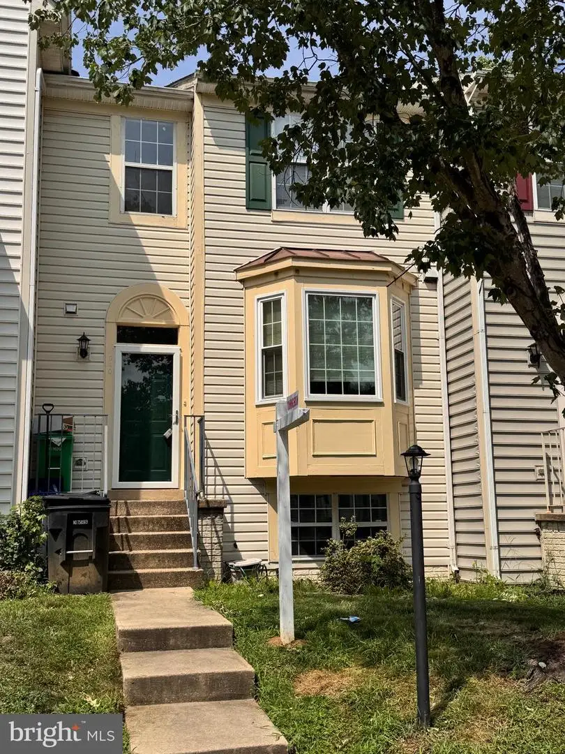 940 Dunloring Ct, Upper Marlboro, MD 20774 - #1