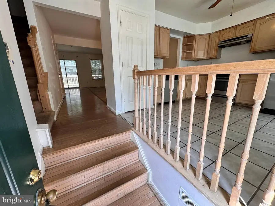940 Dunloring Ct, Upper Marlboro, MD 20774 - #3