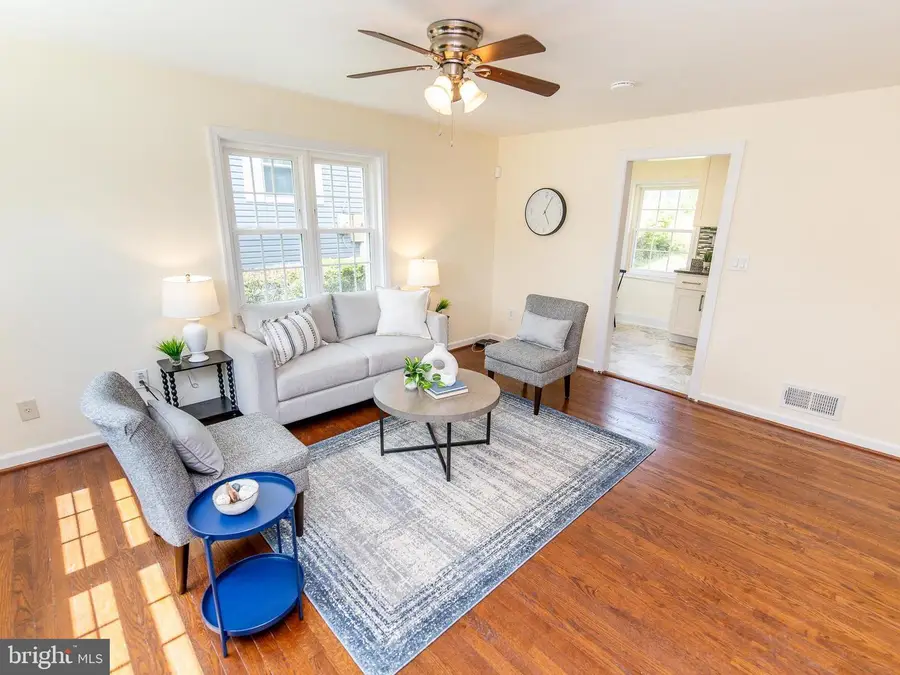 5014 N Englewood Dr, Capitol Heights, MD 20743 - #2
