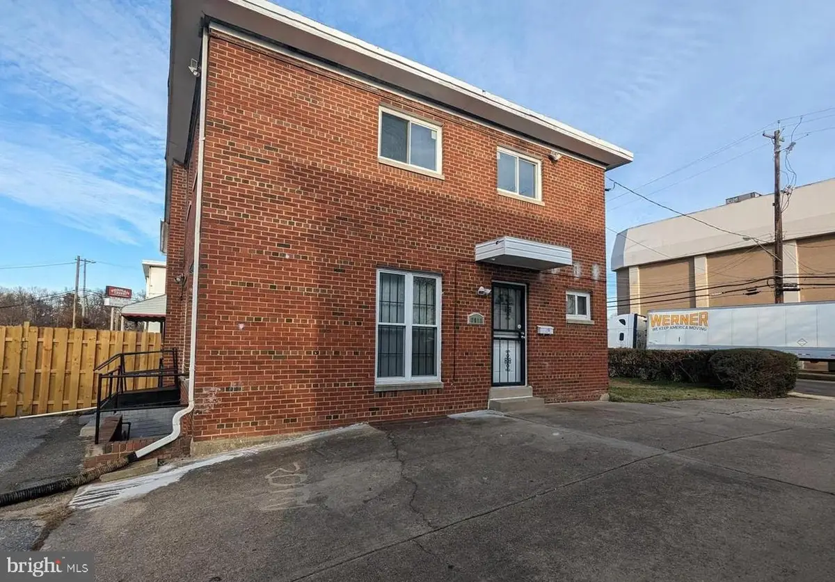3018 Saint Clair Dr, Temple Hills, MD 20748 - #1