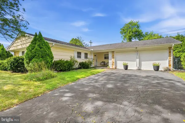 3120 Trinity Dr, BOWIE, MD 20715