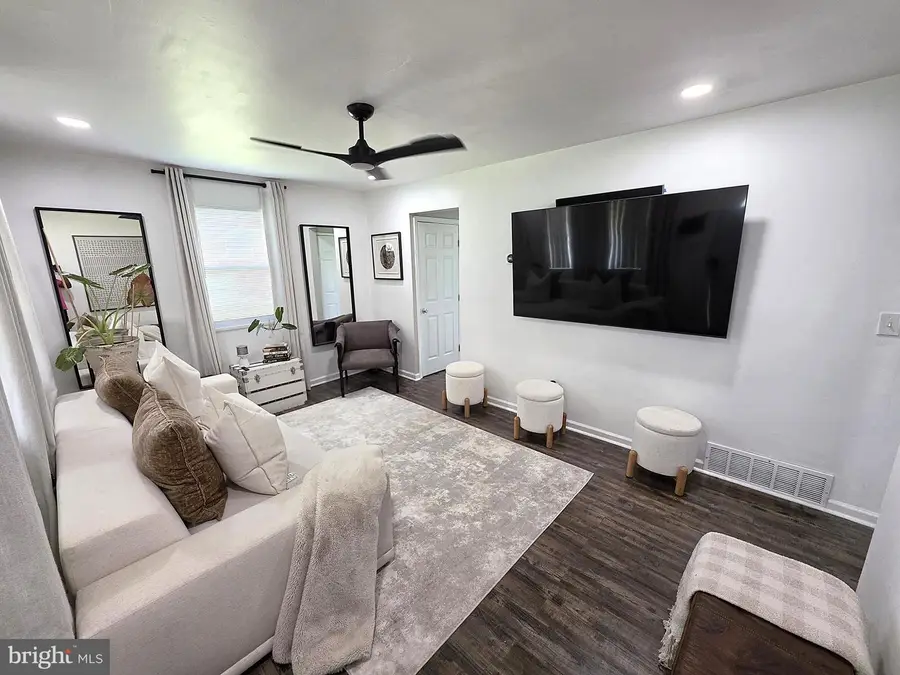 910 Highview Dr, Capitol Heights, MD 20743 - #3