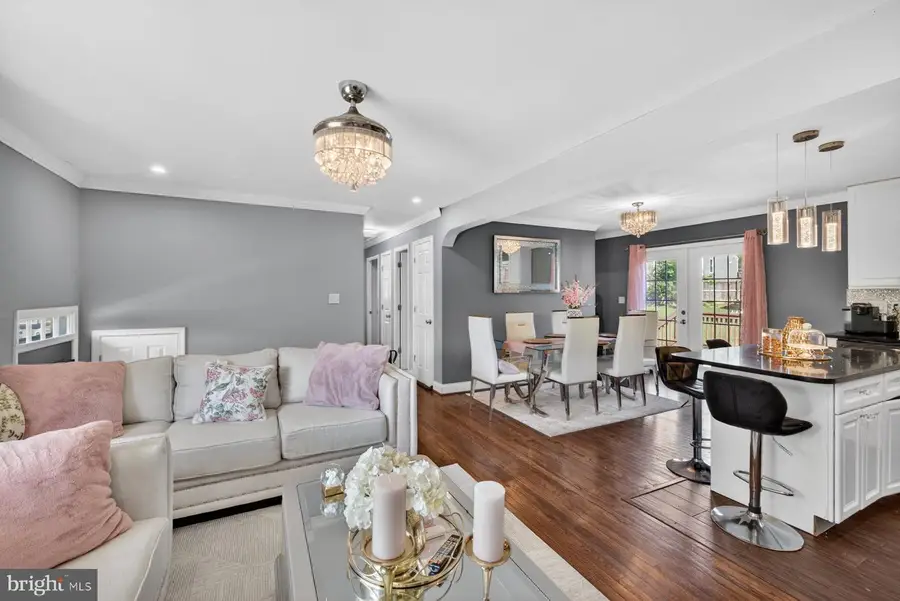 9414 Wyatt Dr, Lanham, MD 20706 - #2