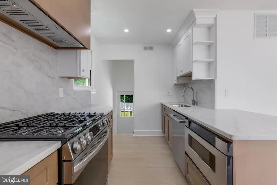 4910 66th Ave, Hyattsville, MD 20784 - #3