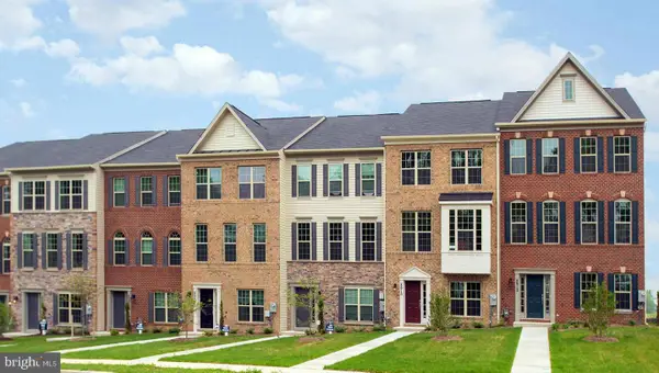 2621 Campus Way N, GLENARDEN, MD 20706