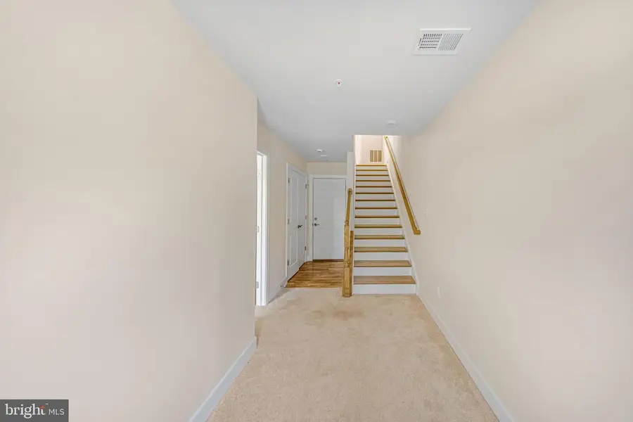 3525 Carnaby St, Hyattsville, MD 20782 - #3