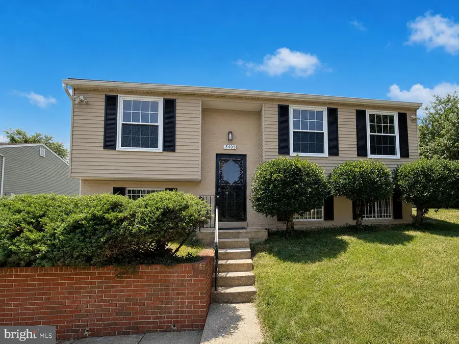 5405 Truoc Ct, Oxon Hill, MD 20745 - #2