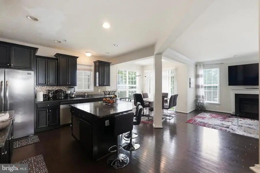 9205 Glenarden Pkwy, Lanham, MD 20706 - #2