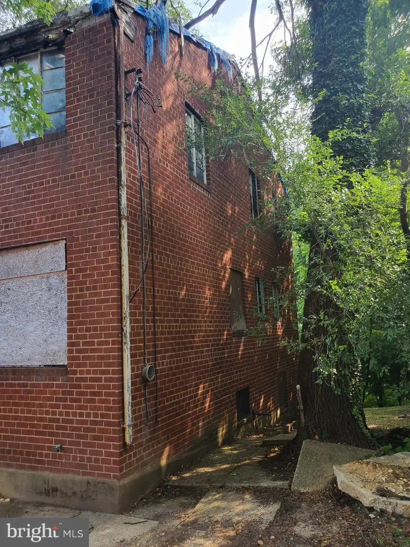 3612 Dixon St, Temple Hills, MD 20748 - #2