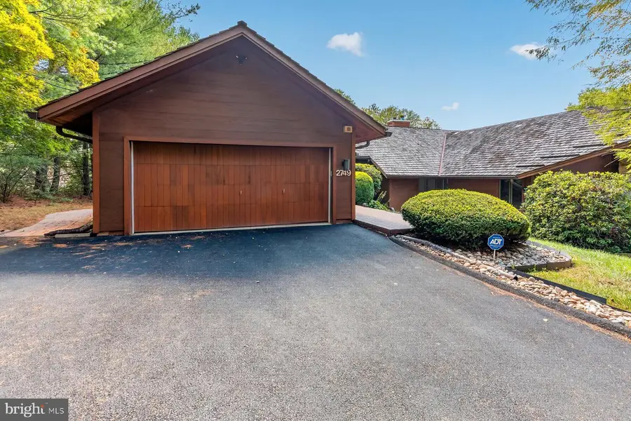 2749 Woodlake Rd, Bowie, MD 20721 - #2