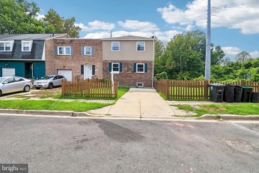 7303 Calder Dr, Capitol Heights, MD 20743 - #3