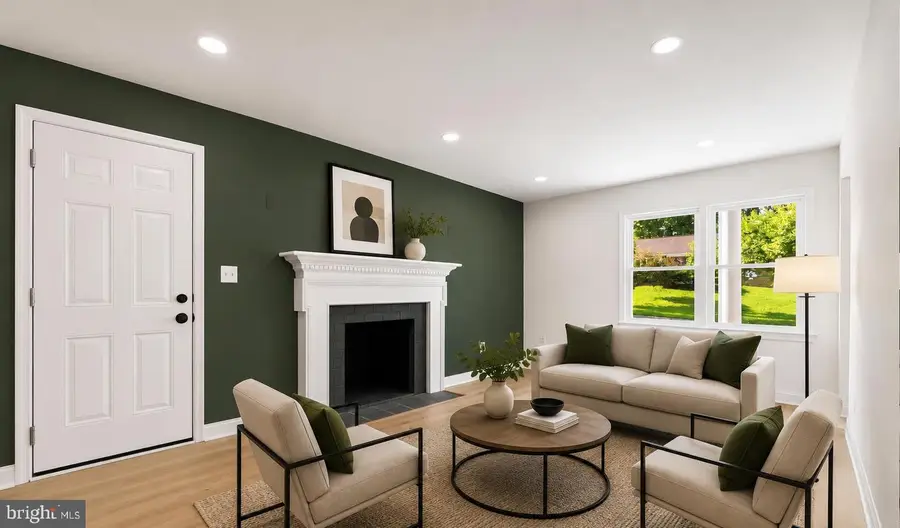 11700 Chantilly Ln, Bowie, MD 20721 - #3