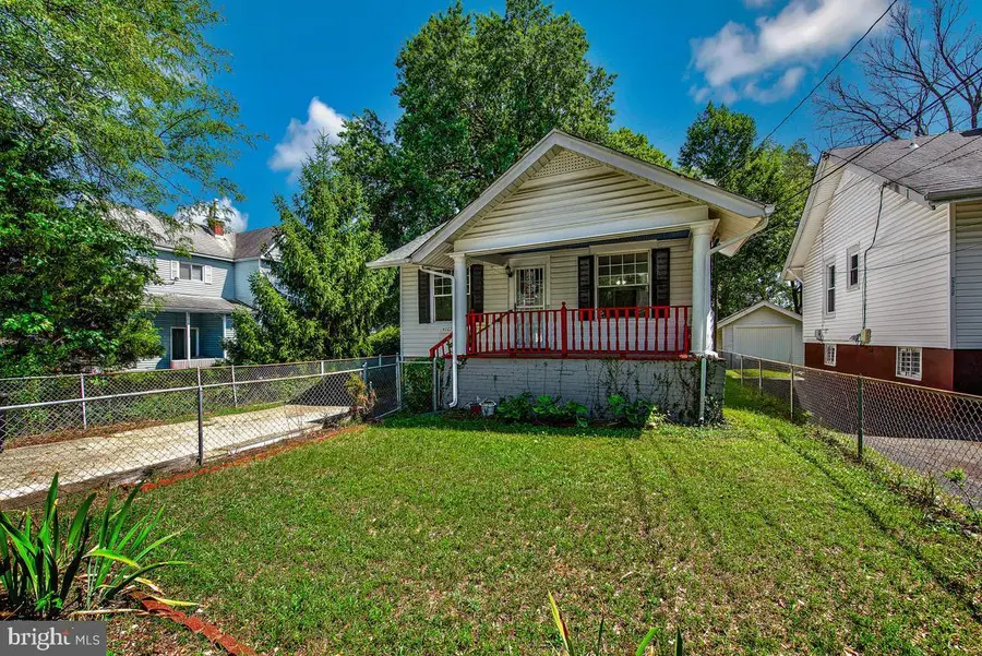 4007 Parkwood St, Brentwood, MD 20722 - #2