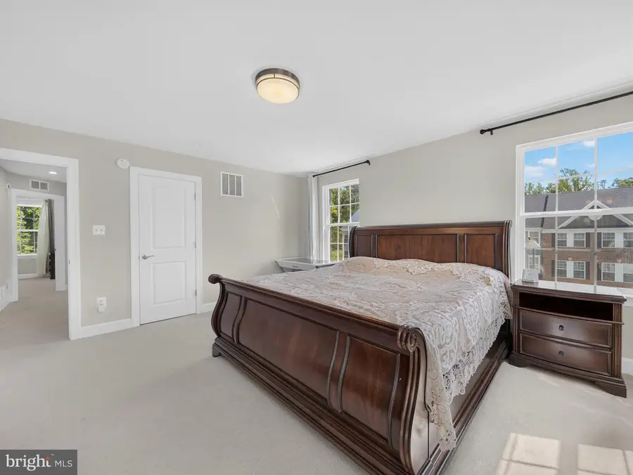 10851 Foxtrot Cir, Upper Marlboro, MD 20772 - #2