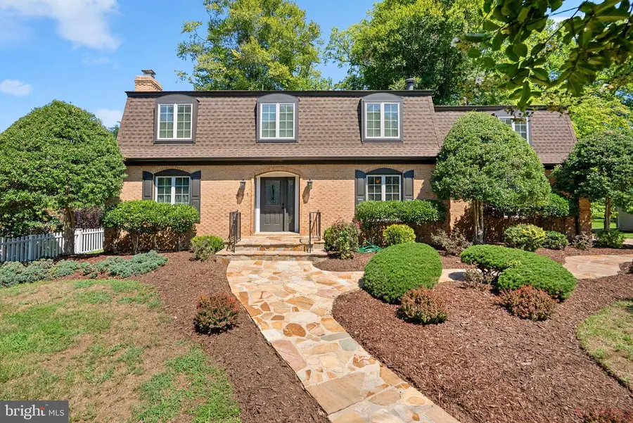 221 Surrey Circle Dr S, Fort Washington, MD 20744 - #3