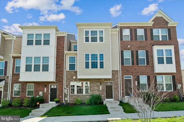 5418 Manor Park Dr, UPPER MARLBORO, MD 20772