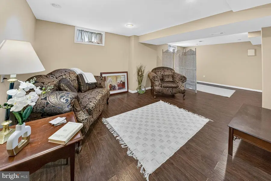 6117 Osborn Rd, Landover, MD 20785 - #2