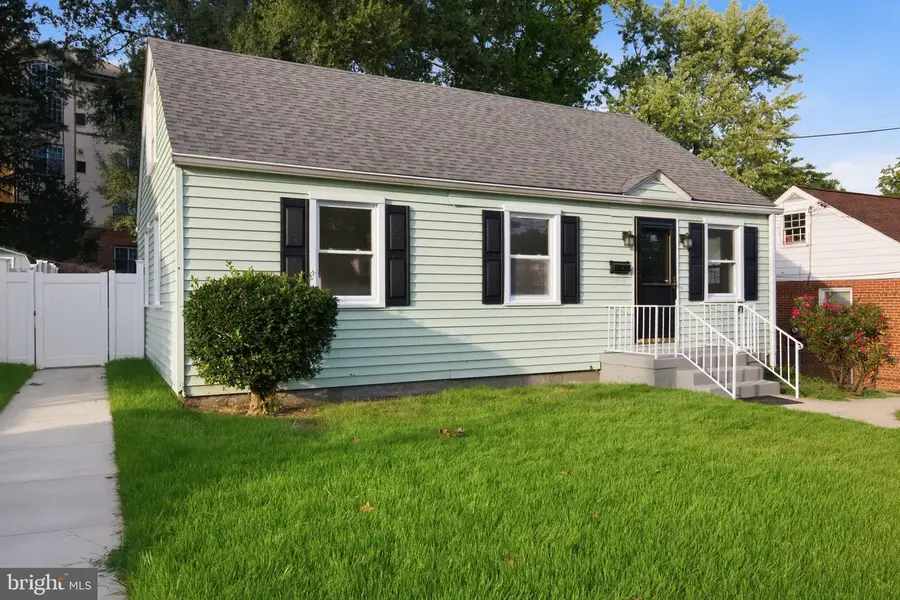 3606 Oliver St, Hyattsville, MD 20782 - #3