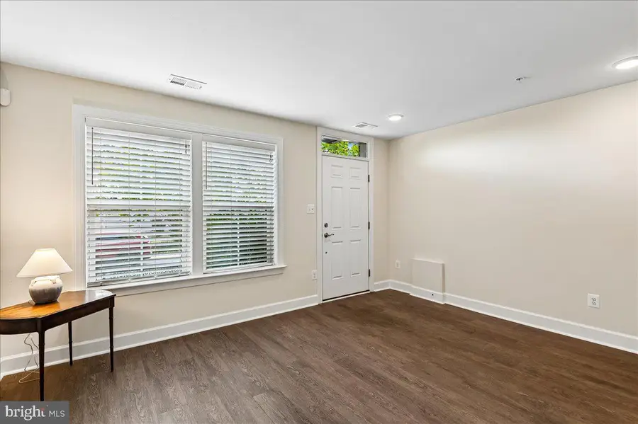 6402 47th St, Riverdale, MD 20737 - #3