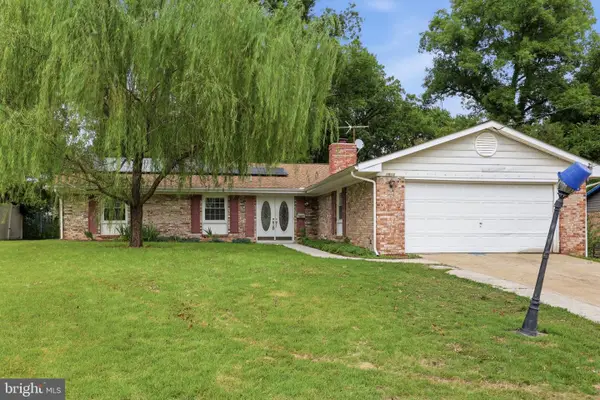 7902 Claudia Dr, OXON HILL, MD 20745