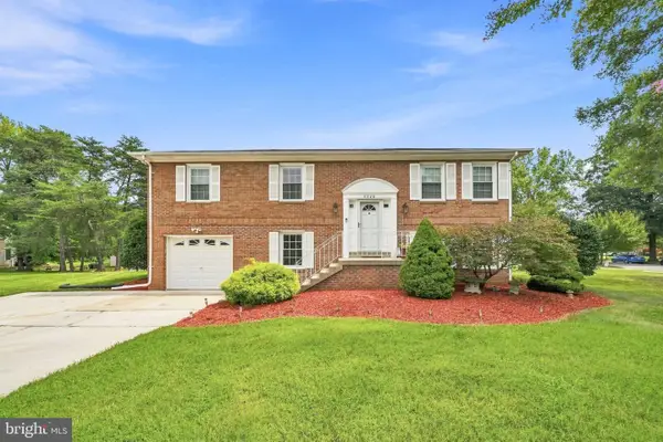 8926 Santeetlah Rd, CLINTON, MD 20735