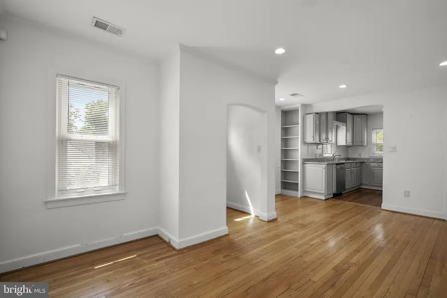 4810 Delaware St, College Park, MD 20740 - #2