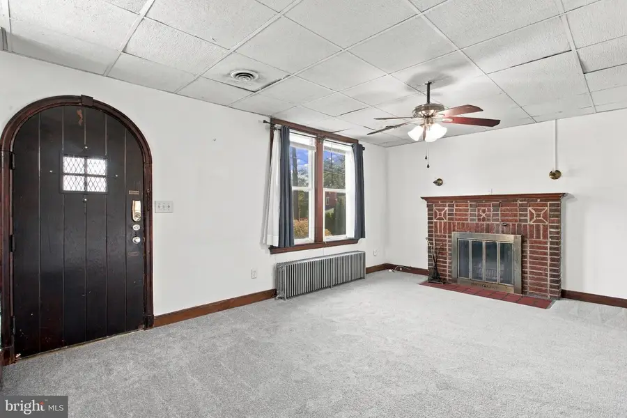 5807 Kentucky Ave, District Heights, MD 20747 - #3